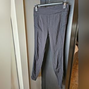 Lululemon cut out side black leggings Women Size 6